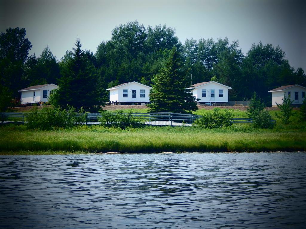 L'Ancrage B&B And Cottages Saint Louis de Kent Exterior foto
